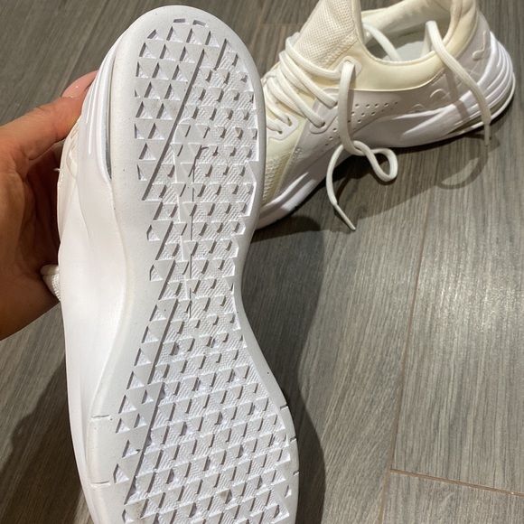 BRAND NEW Nike Women's Air Max Bella TR 3 Training Shoes - Picture 10 of 11